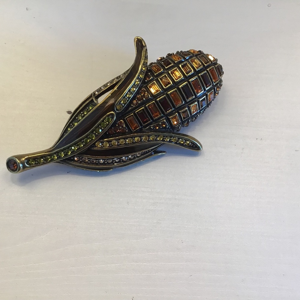 Heid Daus brooch
